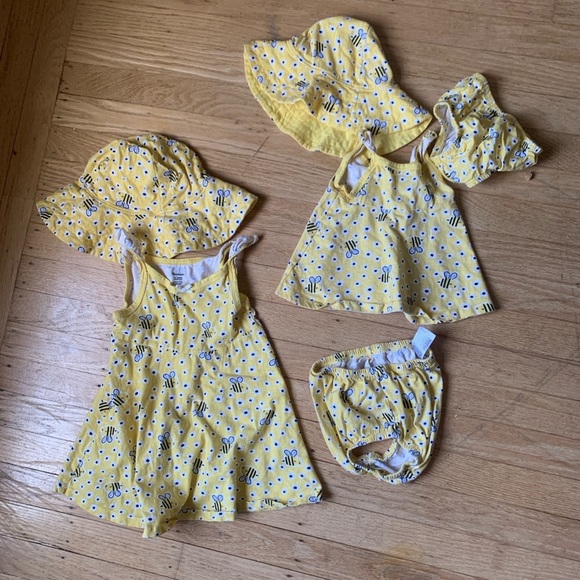 Sister or cousin matching sundresses, hats and bloomers - 6 piece lot - Picture 1 of 4